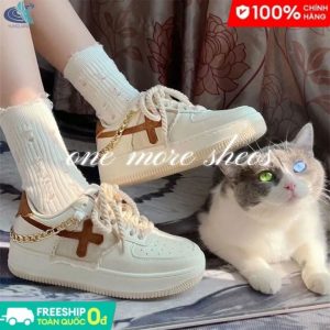 YUNGUANG Giày dép thấp nữ nhung mới thời trang ít người gốc phụ nữ giày dép cổ điển thoải mái giày dép【Free Shipping Miễn phí vận chuyển】   162.000 ₫