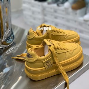 ViVi shoes Store【Free Shipping Miễn phí vận chuyển】giày sneaker nữ Lúa mì cổ điển Giày dép đế dày ngón chân lớn của phụ nữ 2022 mùa thu Giày thườnggiay nu the thao nữ    167.000 ₫