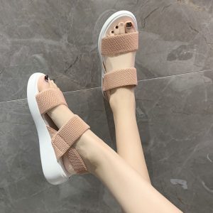 Xăng Đan Thể Thao Nữ Giày Nữ Đế Mềm Mẫu Mới Mùa Hè Năm 2023 Giày Đi Biển Chống Trượt Thoải Mái Thường Ngày Đế Bằng Gọn Nhẹ  131.100 ₫