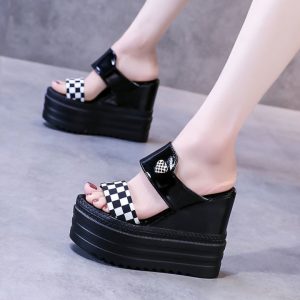 Venkaoo Dép xuồng siêu cao 13cm gắn trái tim  338.000 ₫